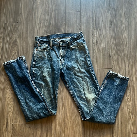 Levi 30x34 blue jeans - Picture 2 of 7